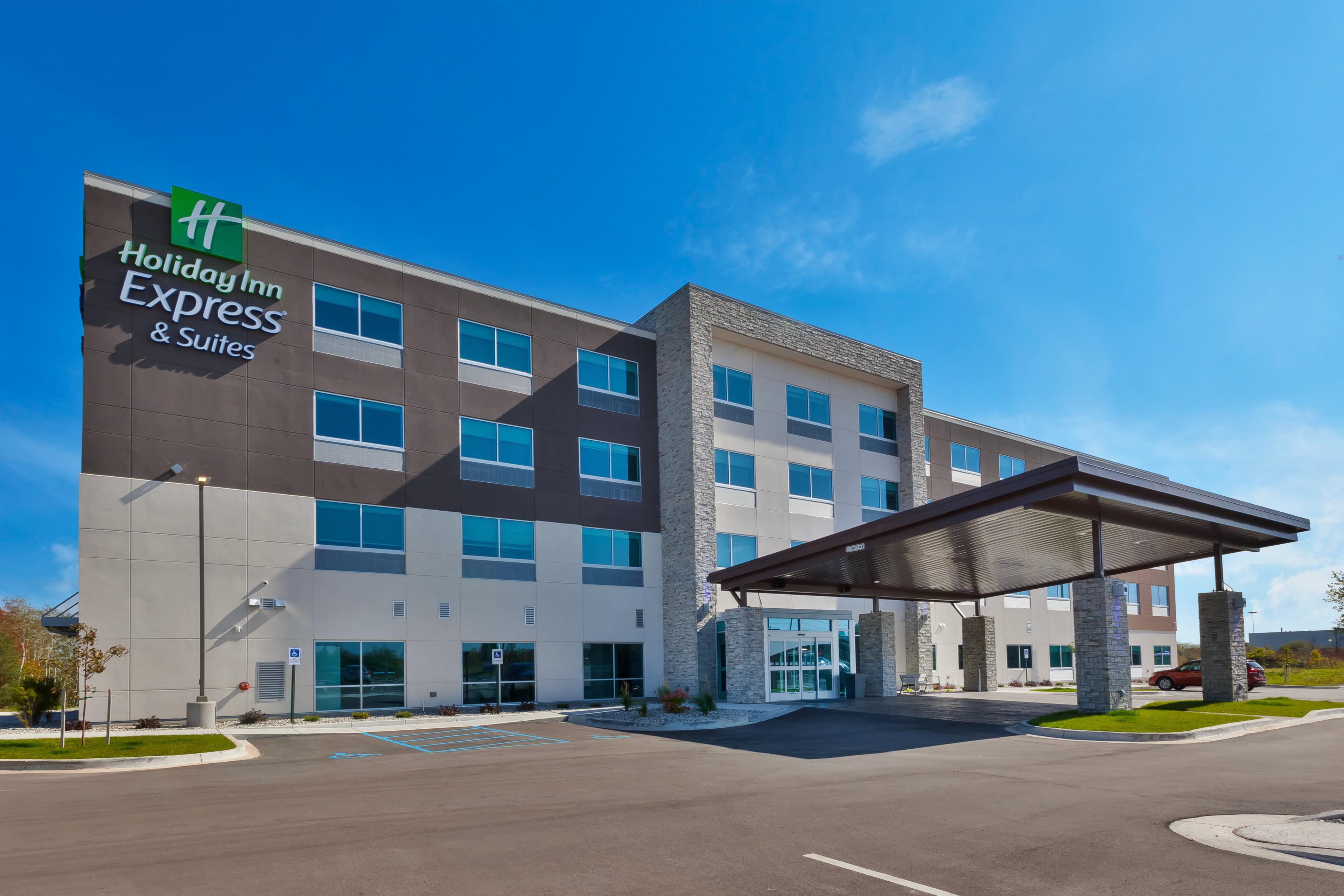 Holiday Inn Express & Suites - Cedar Springs - Grand Rapids N By Ihg المظهر الخارجي الصورة