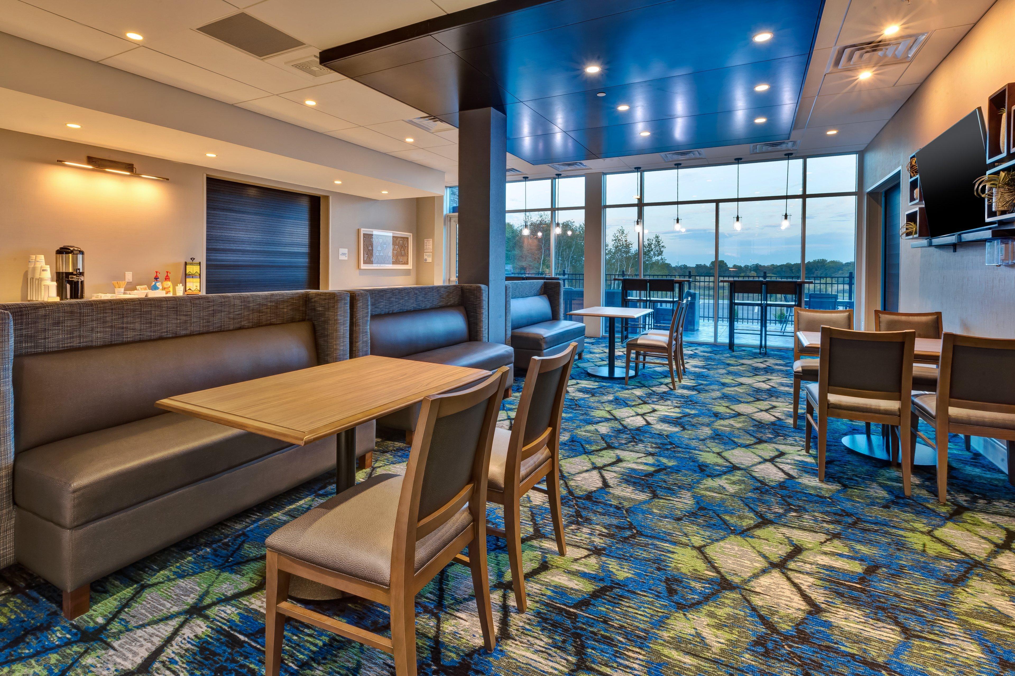 Holiday Inn Express & Suites - Cedar Springs - Grand Rapids N By Ihg المظهر الخارجي الصورة